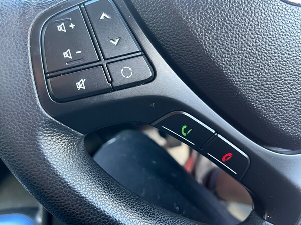 Used Hyundai i10 2017 for sale - 76026940: Photo 11