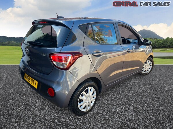 Used Hyundai i10 2017 for sale - 76026940: Photo 2