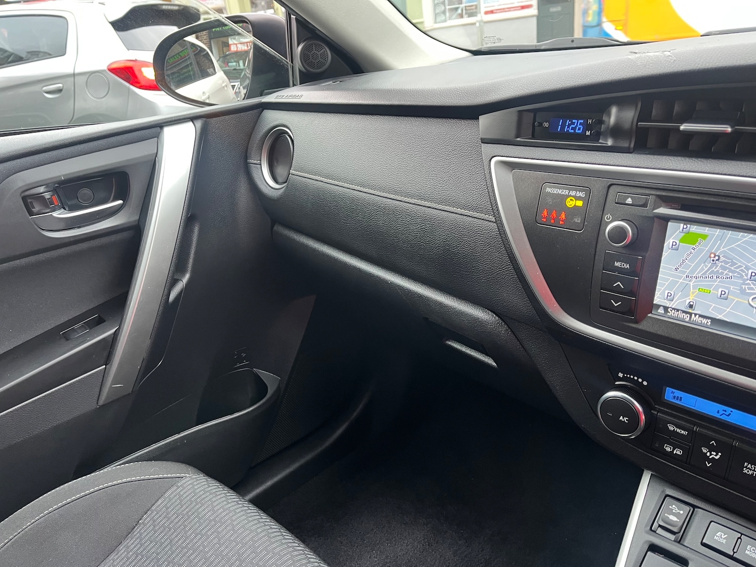 Used Toyota Auris 2015 for sale - 76665358: Photo 15