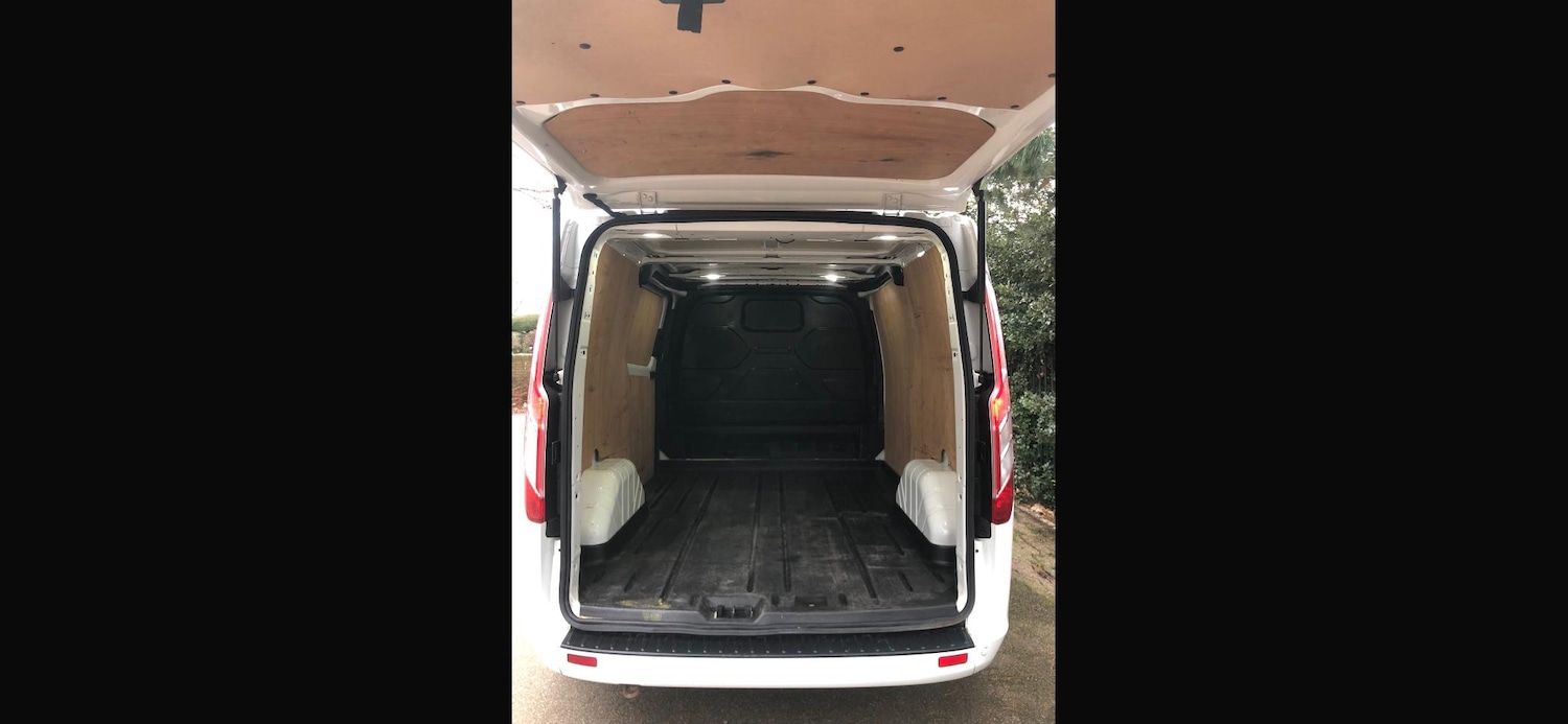 Used Ford Transit Custom for sale - 77701475: Photo 4