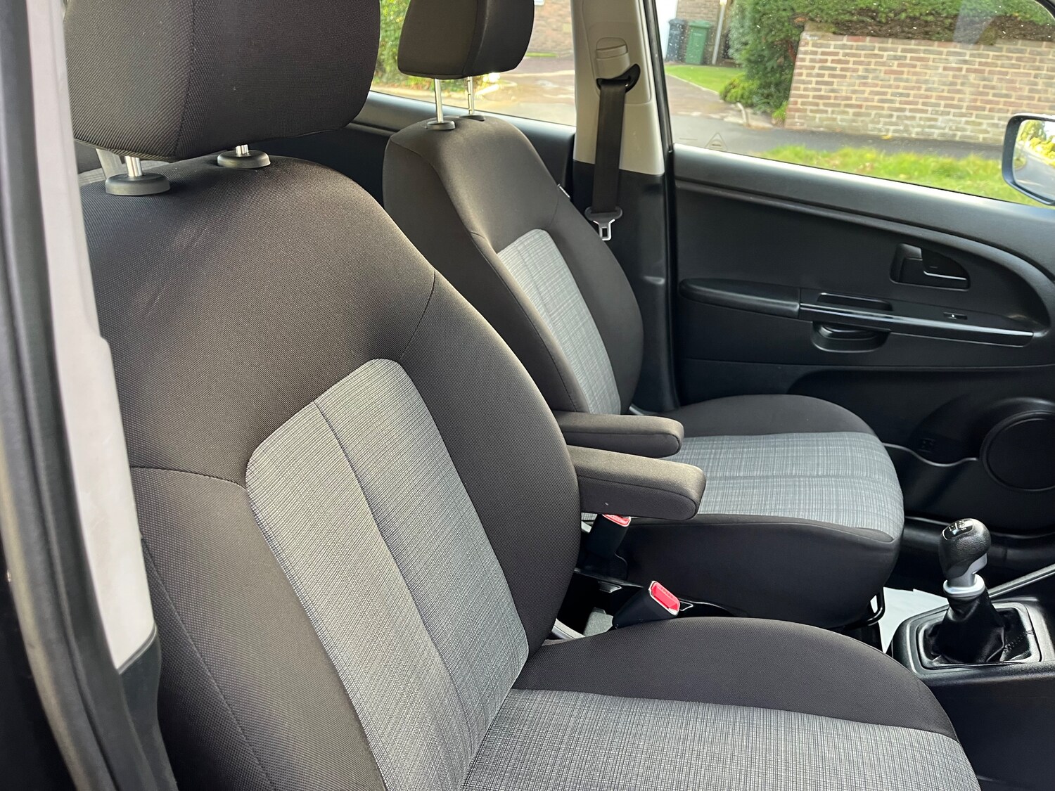 Used Kia Venga 2015 for sale - 75694682: Photo 6