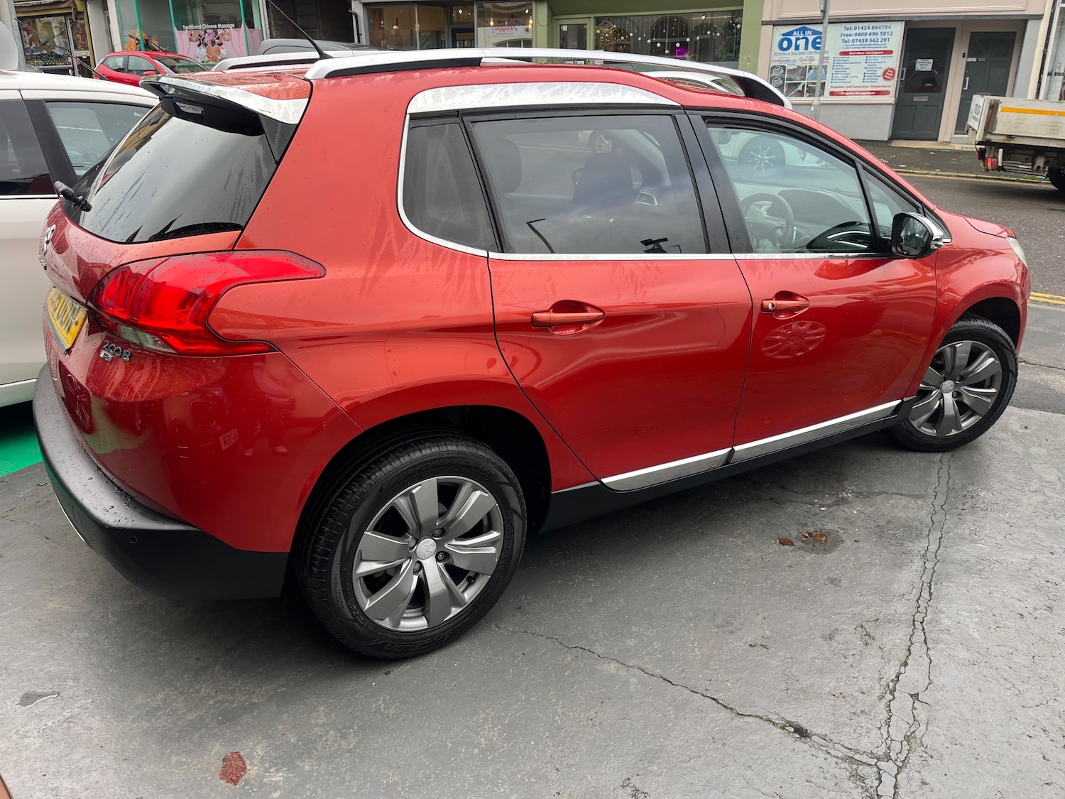 Used Peugeot 2008 2015 for sale - 77904348: Photo 3
