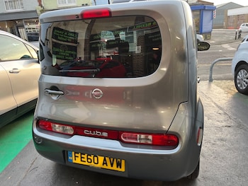 Used Nissan Cube 2010 for sale - 77989807: Photo