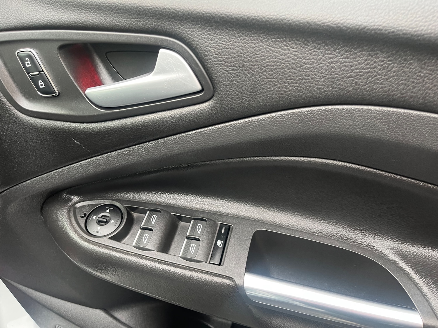 Used Ford Kuga 2016 for sale - 76961899: Photo 11