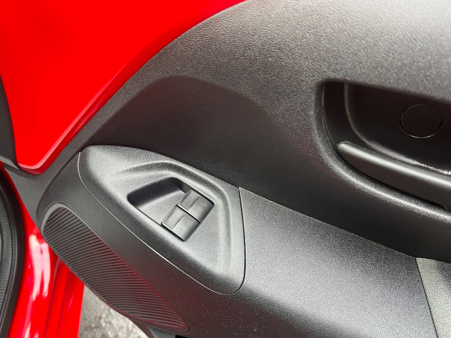 Used Peugeot 108 2016 for sale - 77236240: Photo 8