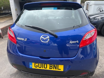 Used Mazda Mazda2 2010 for sale - 79392404: Photo