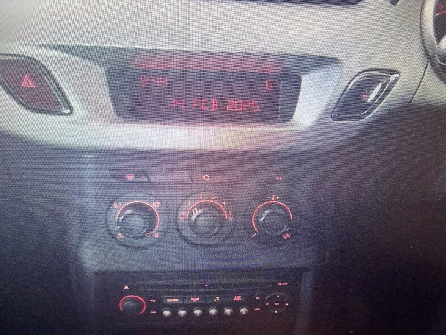 Used Citroen C3 2010 for sale - 76665381: Photo 6