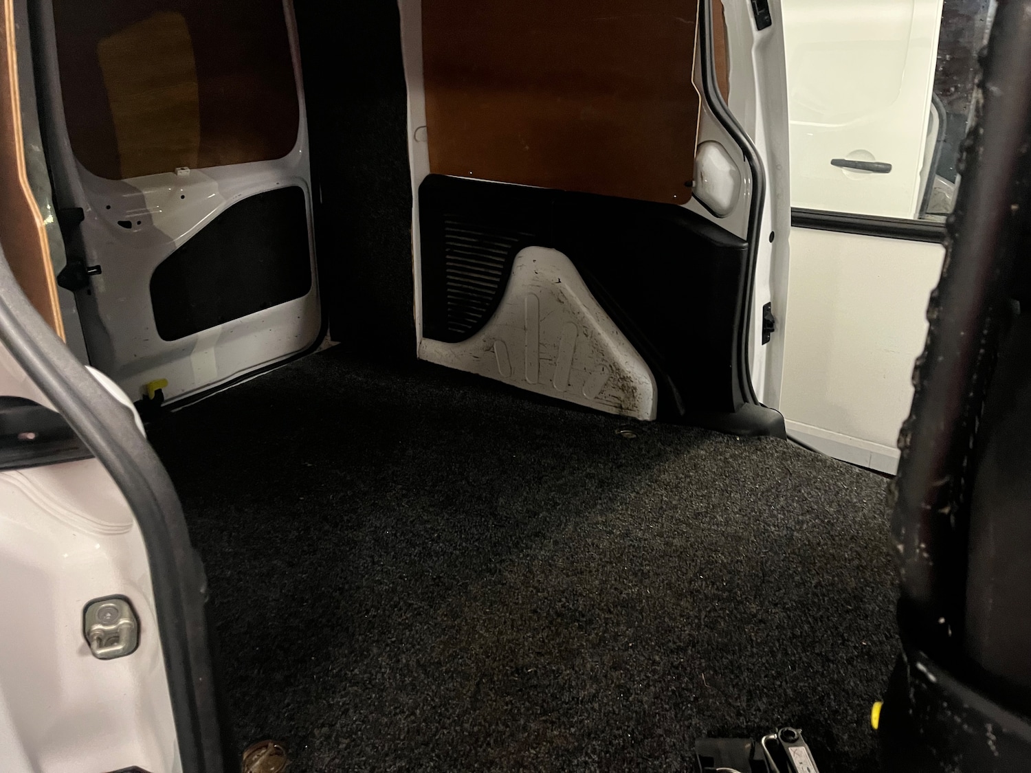 Used Peugeot Partner 2017 for sale - 76961847: Photo 3