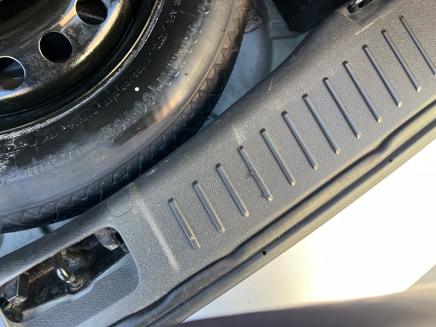 Used Ford Kuga 2010 for sale - 77960050: Photo 6