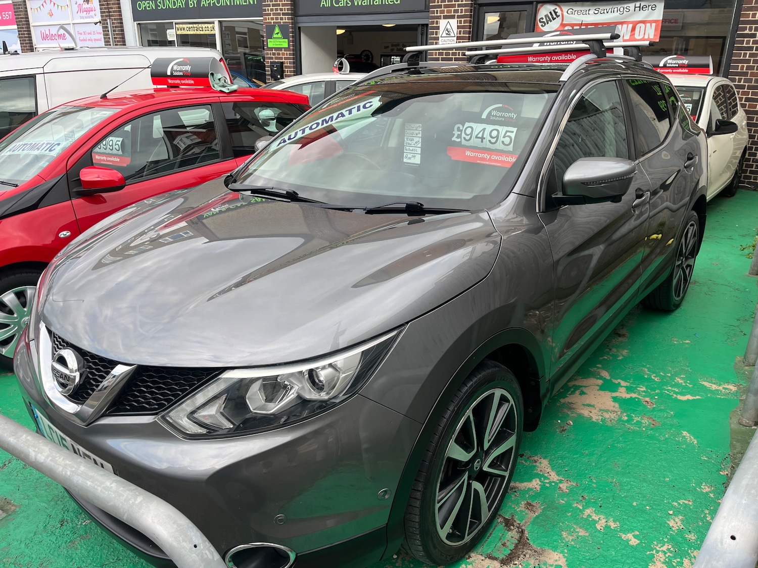 Used Nissan Qashqai 2015 for sale - 76386872: Photo 2