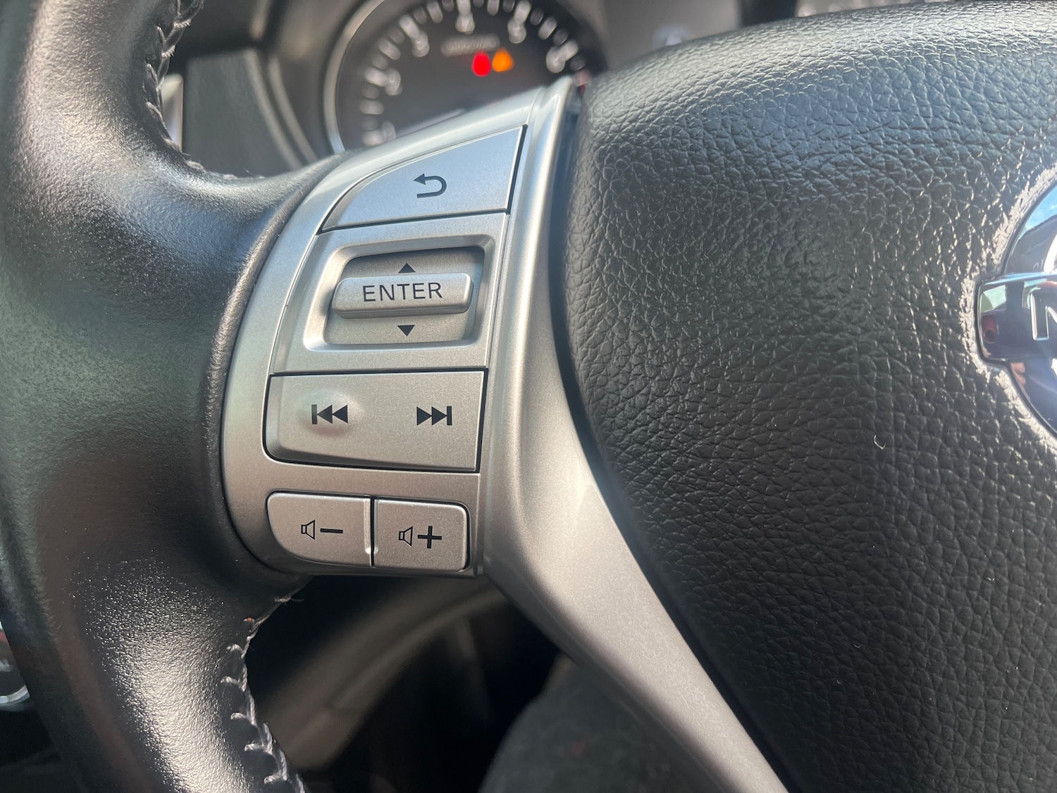 Used Nissan Qashqai 2015 for sale - 76386872: Photo 21