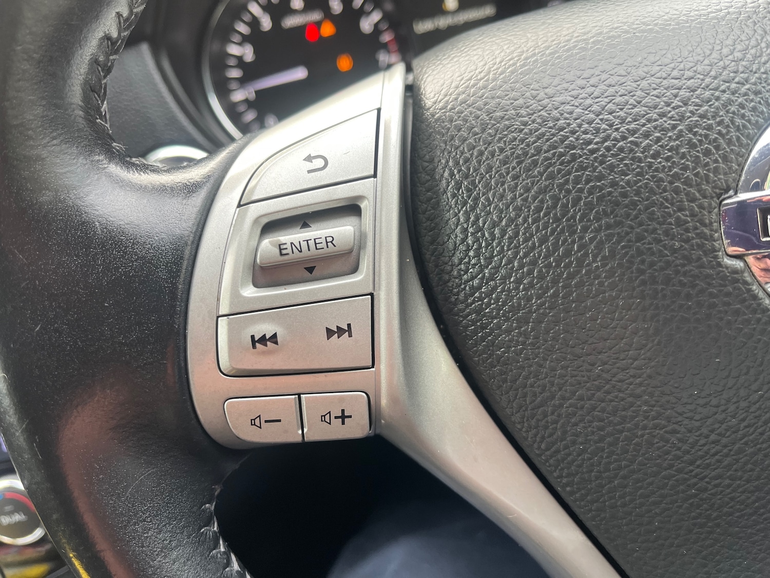 Used Nissan Qashqai 2015 for sale - 77654051: Photo 12