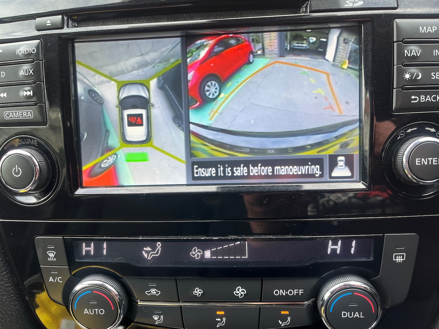 Used Nissan Qashqai 2015 for sale - 77654051: Photo 14