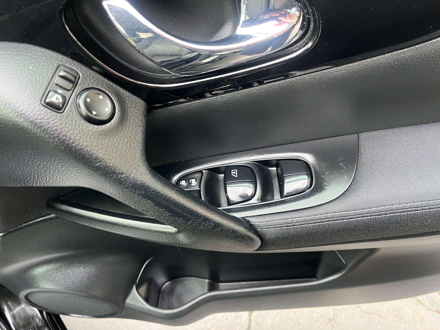 Used Nissan Qashqai 2015 for sale - 77654051: Photo 8