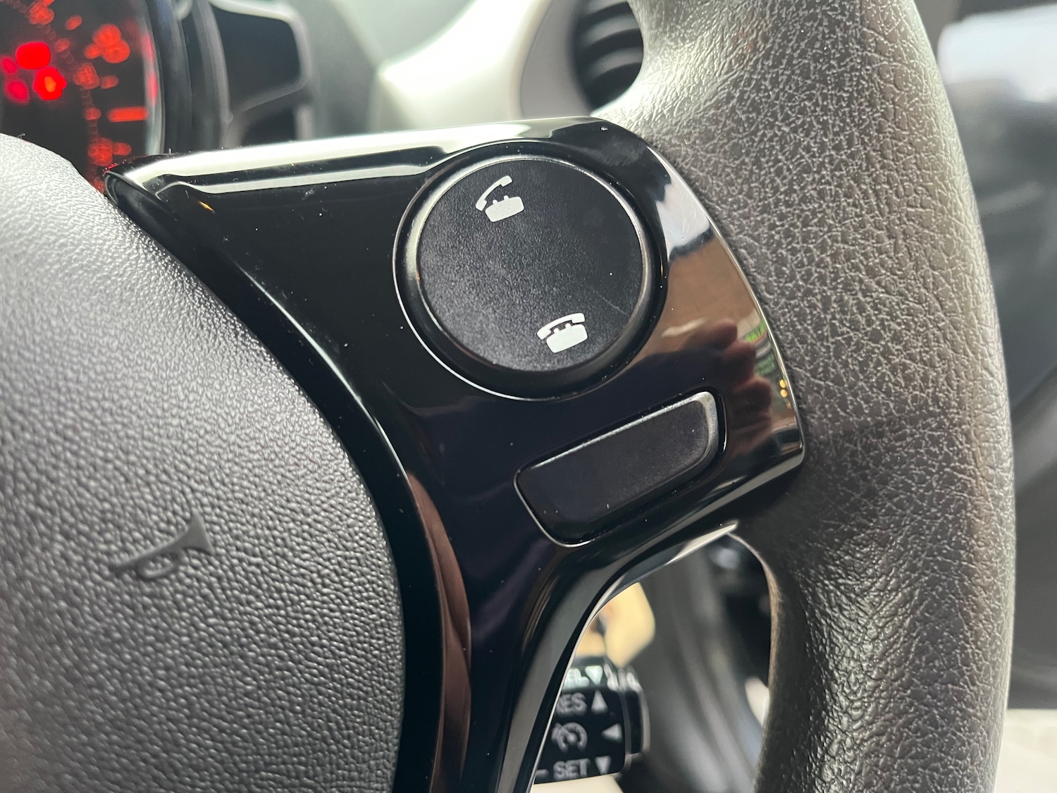 Used Peugeot 108 2016 for sale - 76961897: Photo 18