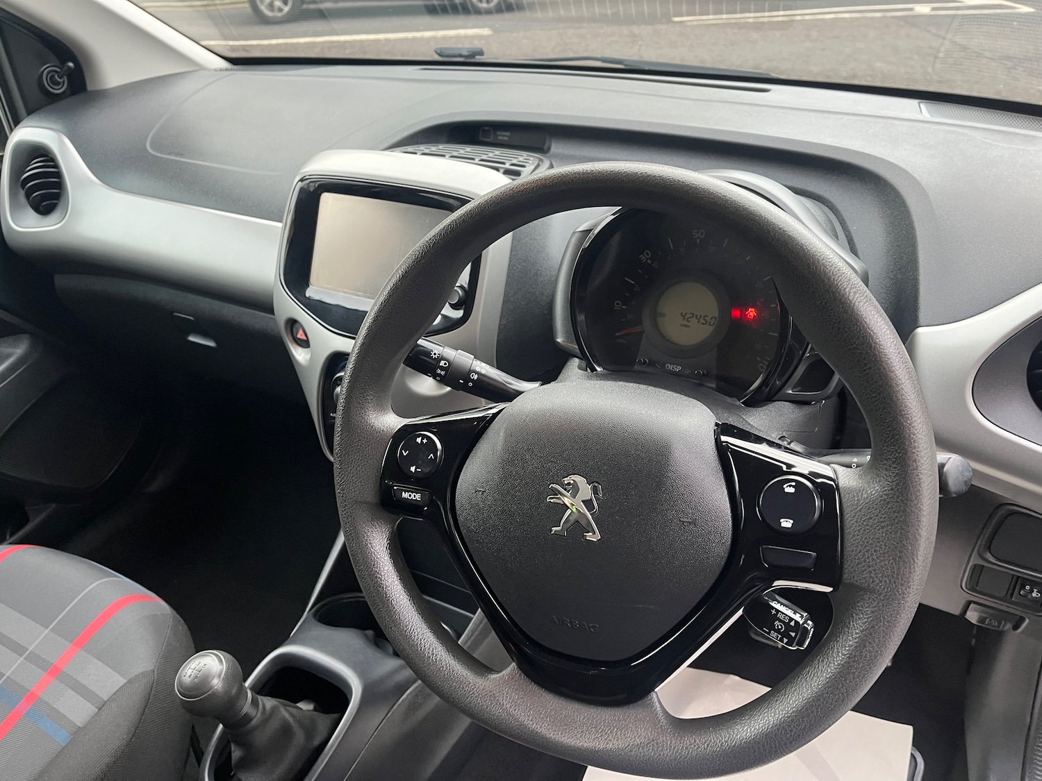 Used Peugeot 108 2016 for sale - 76961897: Photo 6