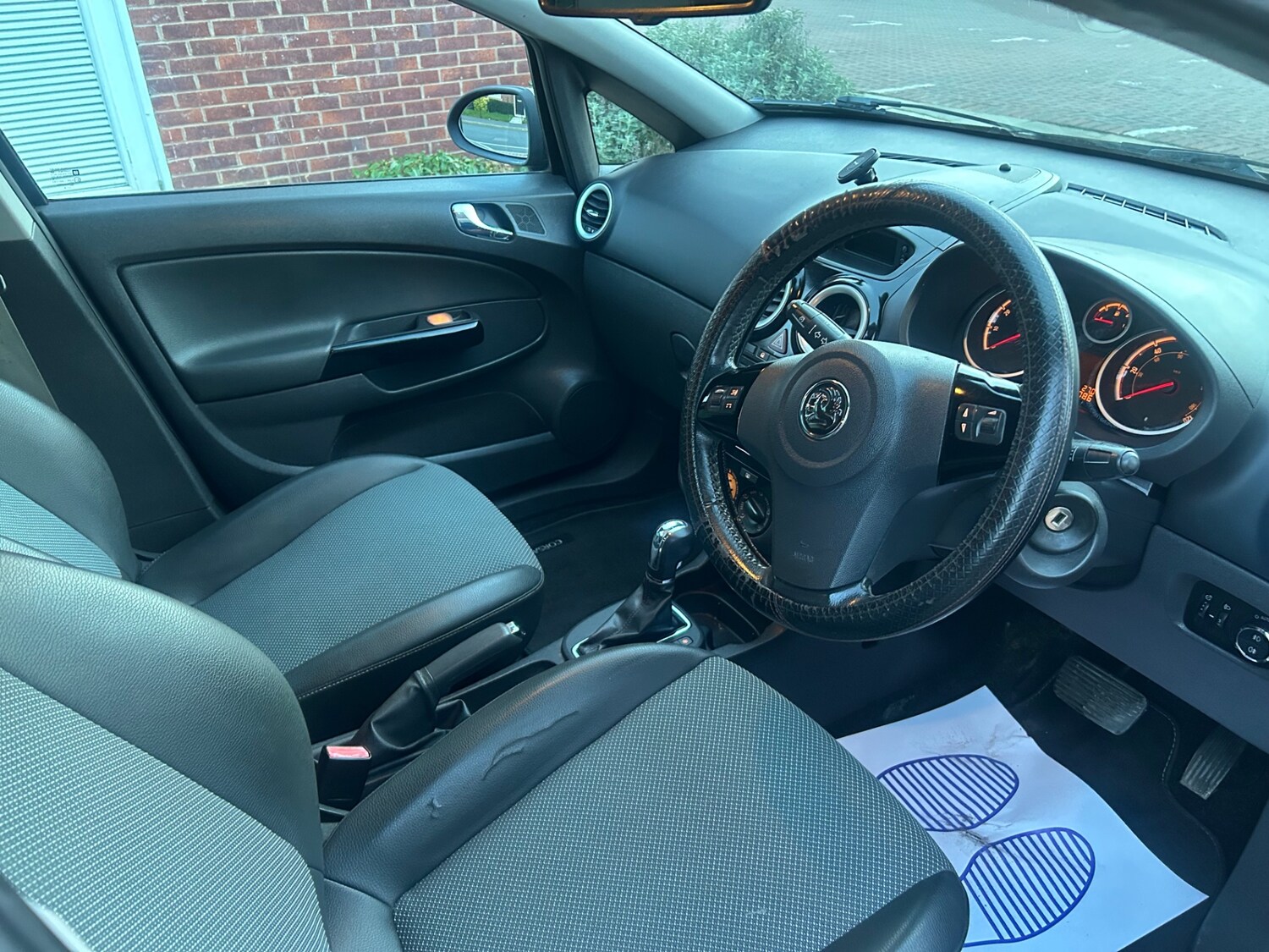 Used Vauxhall Corsa 2010 for sale - 77782128: Photo 12