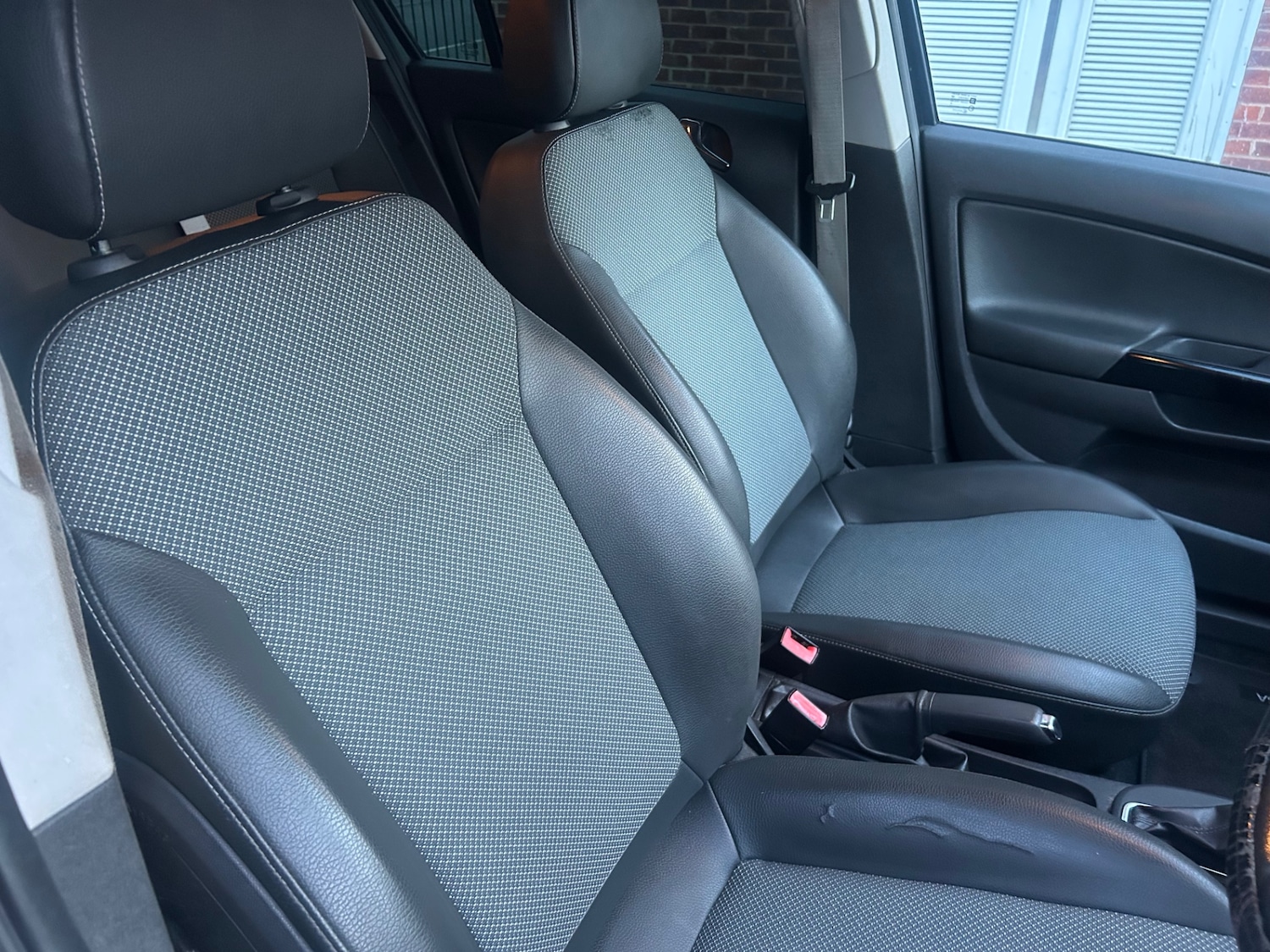 Used Vauxhall Corsa 2010 for sale - 77782128: Photo 14