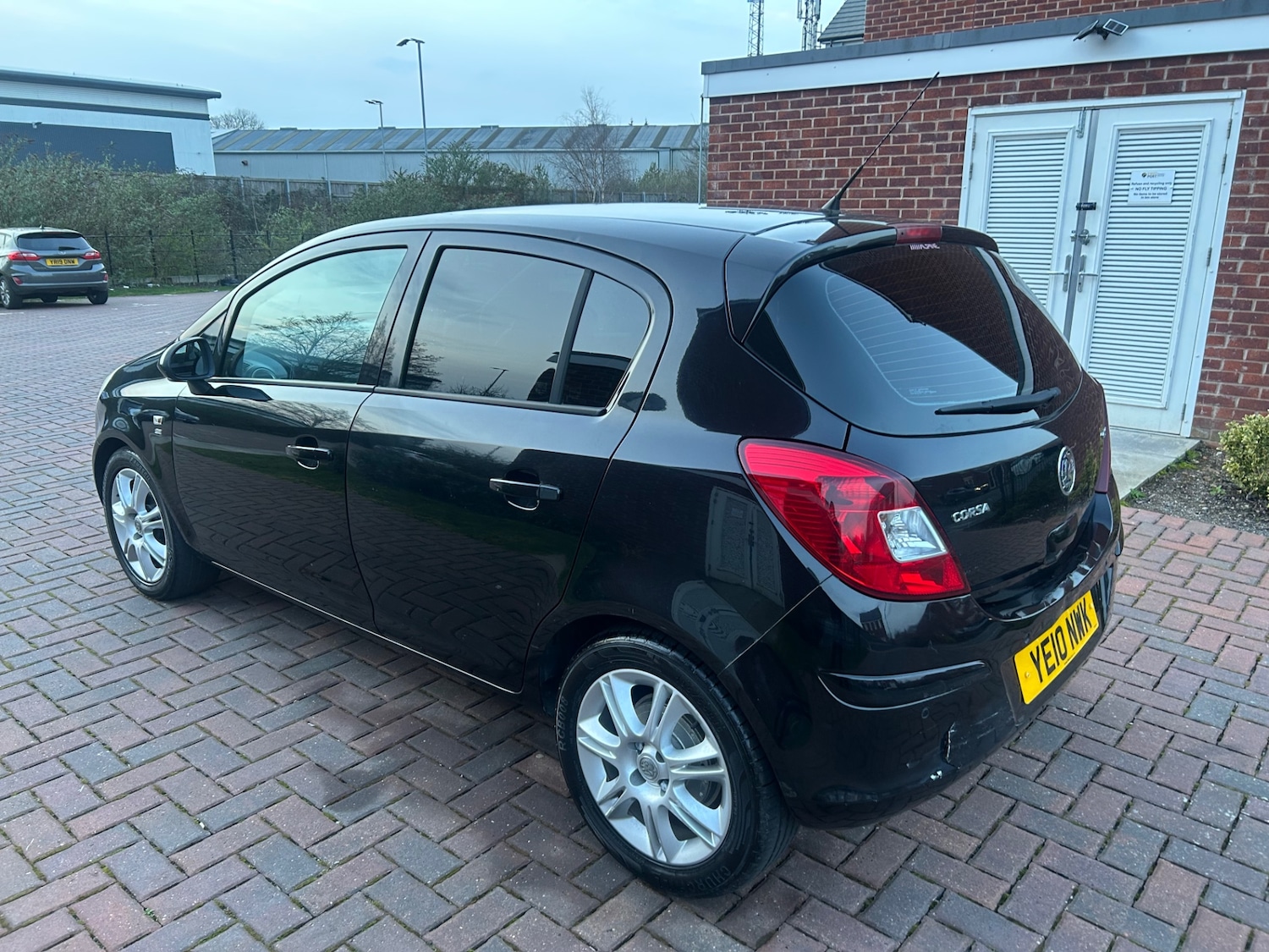 Used Vauxhall Corsa 2010 for sale - 77782128: Photo 6