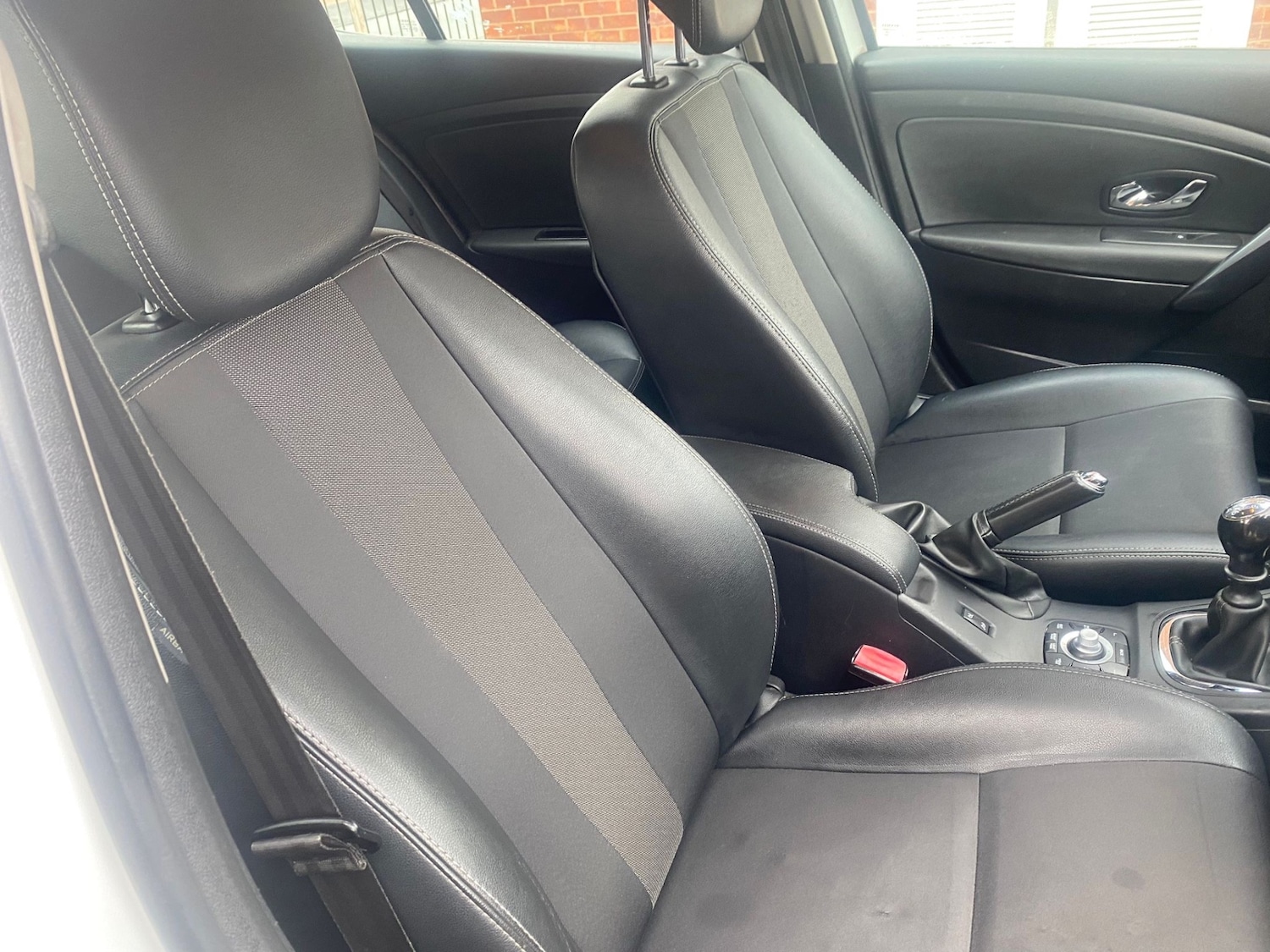 Used Renault Megane 2015 for sale - 77435313: Photo 8