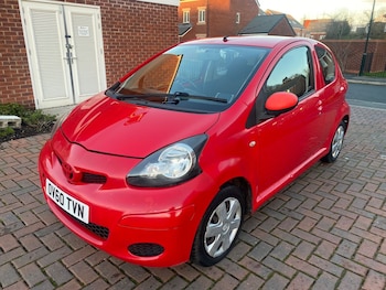 Used Toyota AYGO 2011 for sale - 77028873: Photo