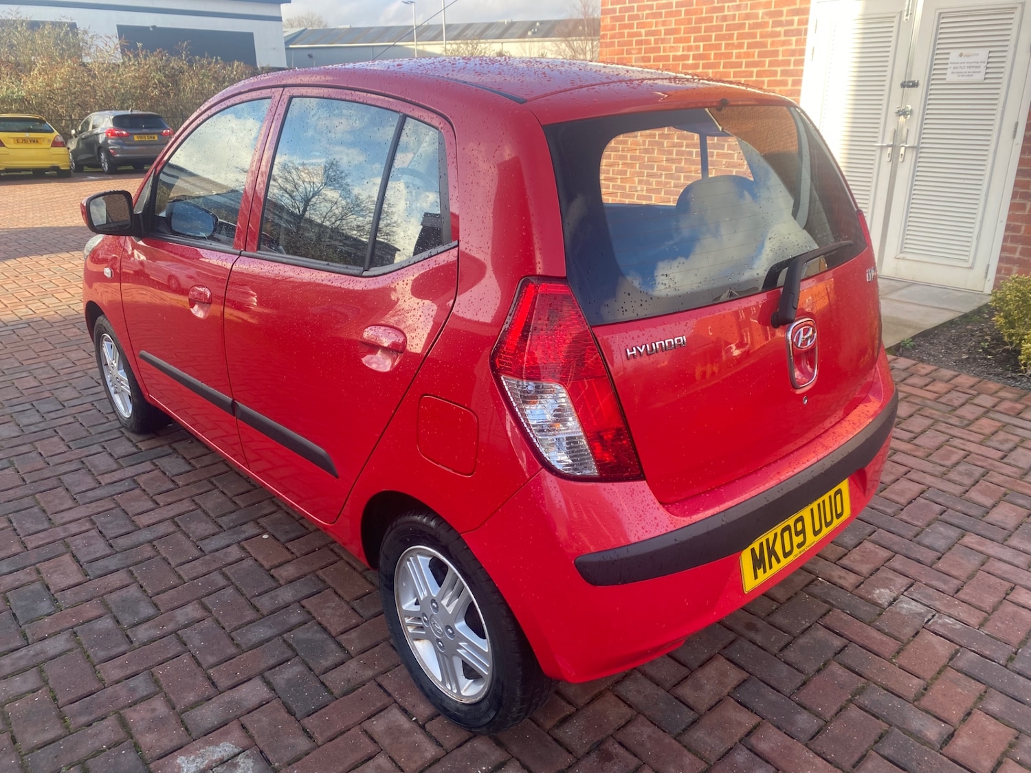 Used Hyundai i10 2009 for sale - 77251548: Photo 2