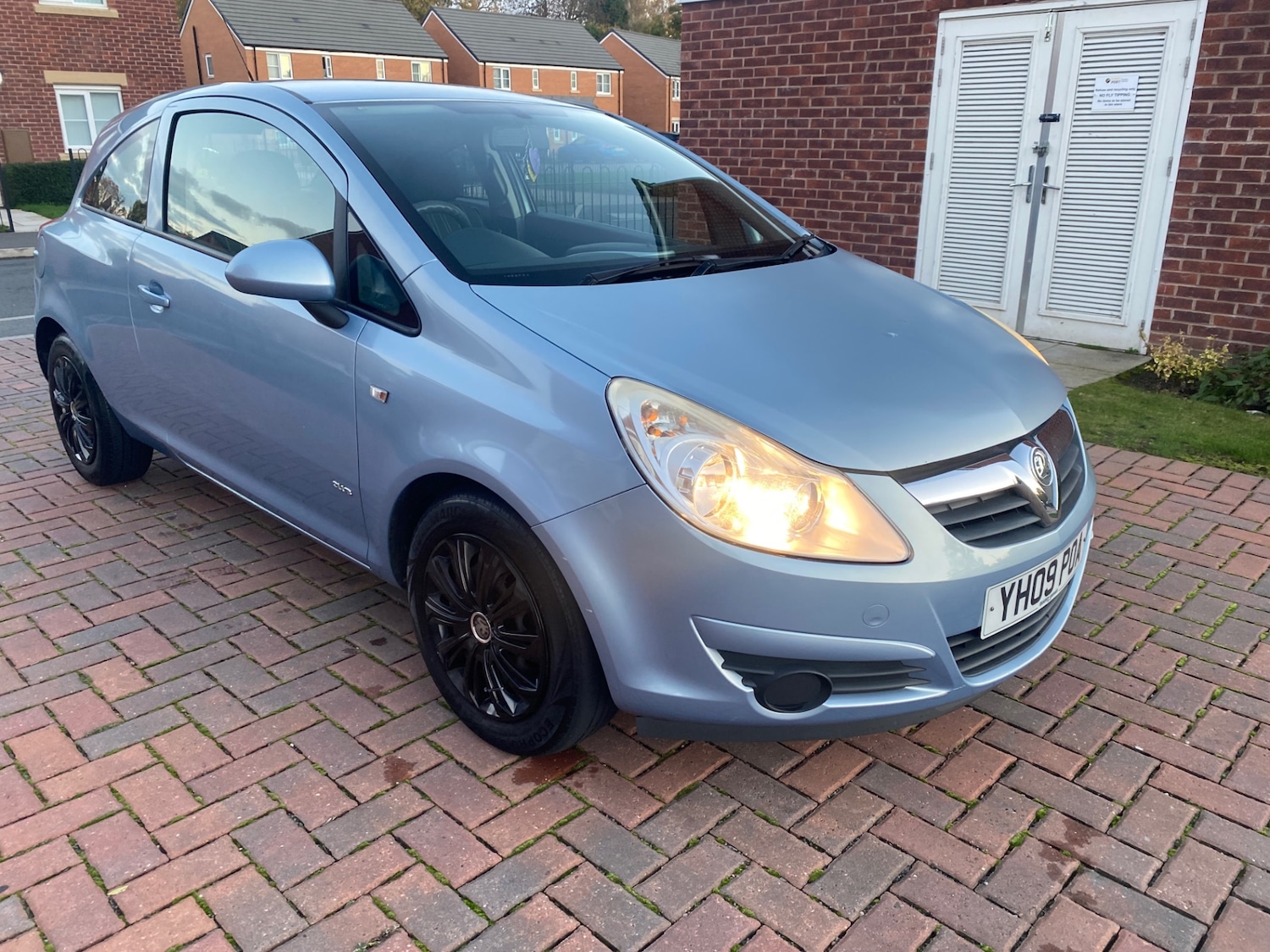 Used Vauxhall Corsa 2009 for sale - 76531158: Photo 1
