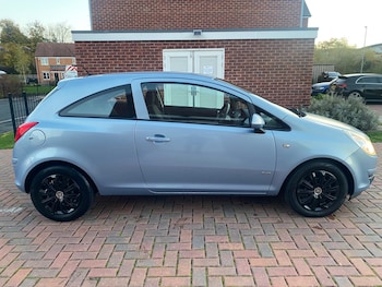 Used Vauxhall Corsa 2009 for sale - 76531158: Photo
