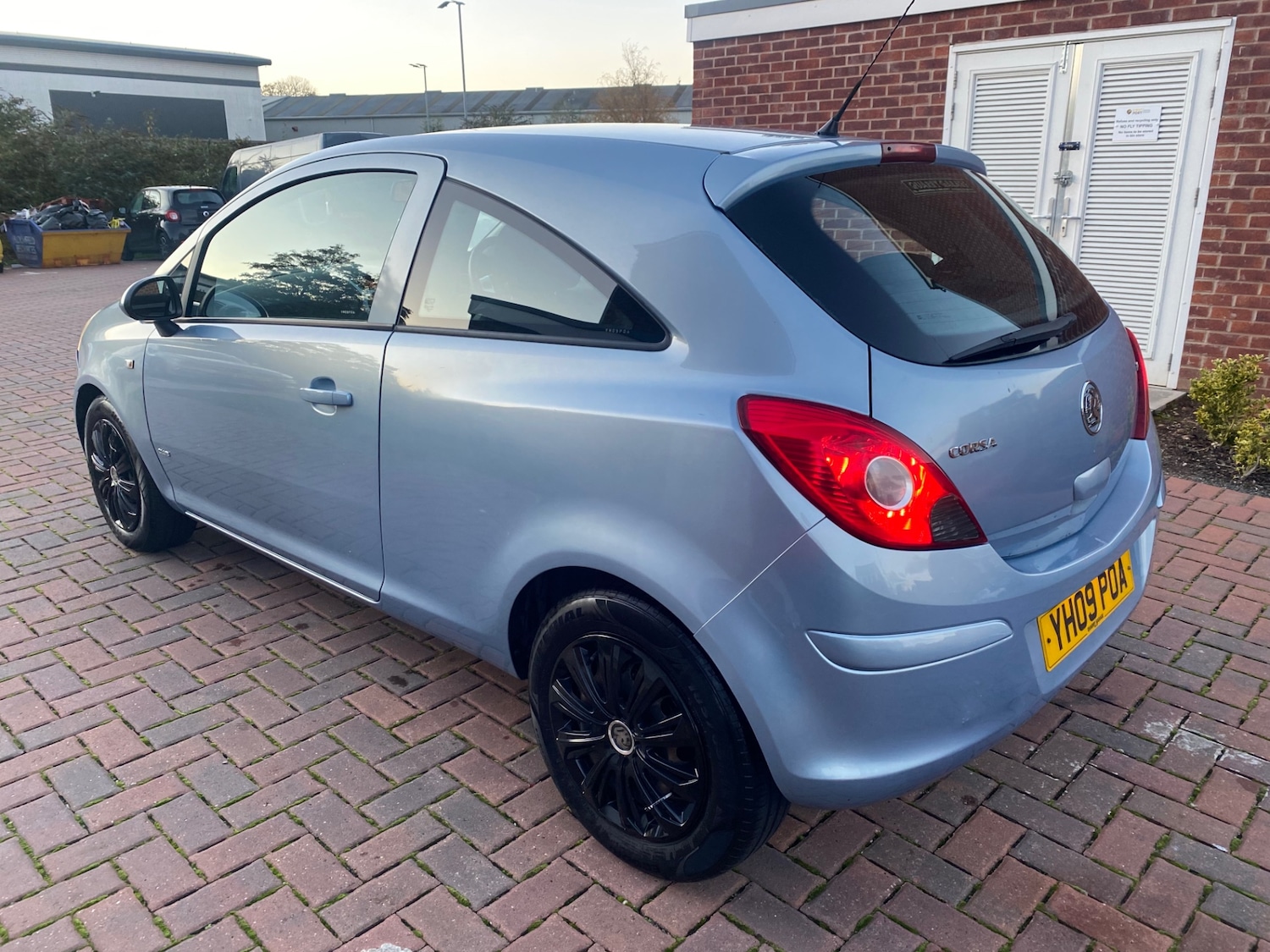 Used Vauxhall Corsa 2009 for sale - 76531158: Photo 4