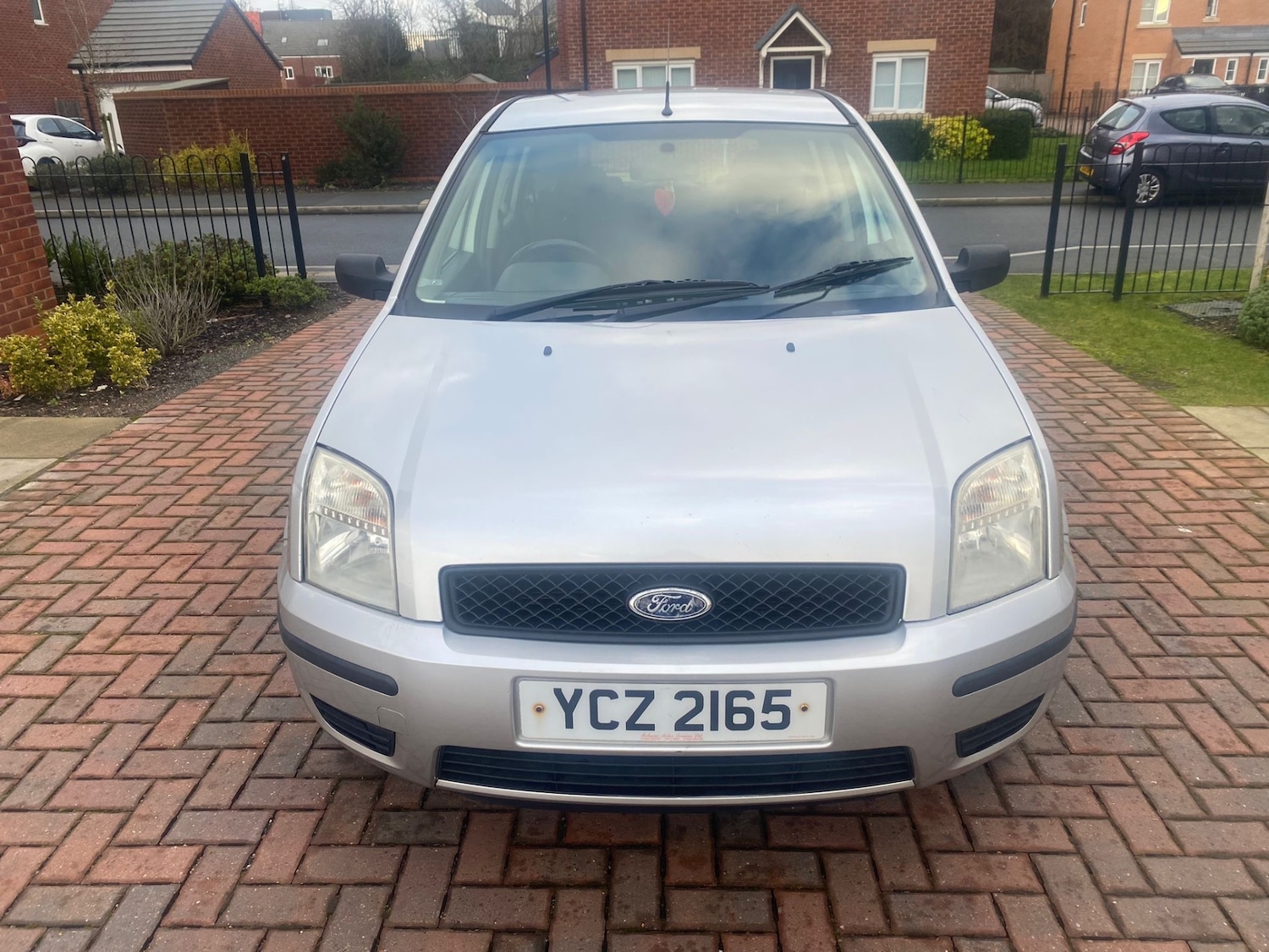 Used Ford Fusion 2004 for sale - 77434945: Photo 4