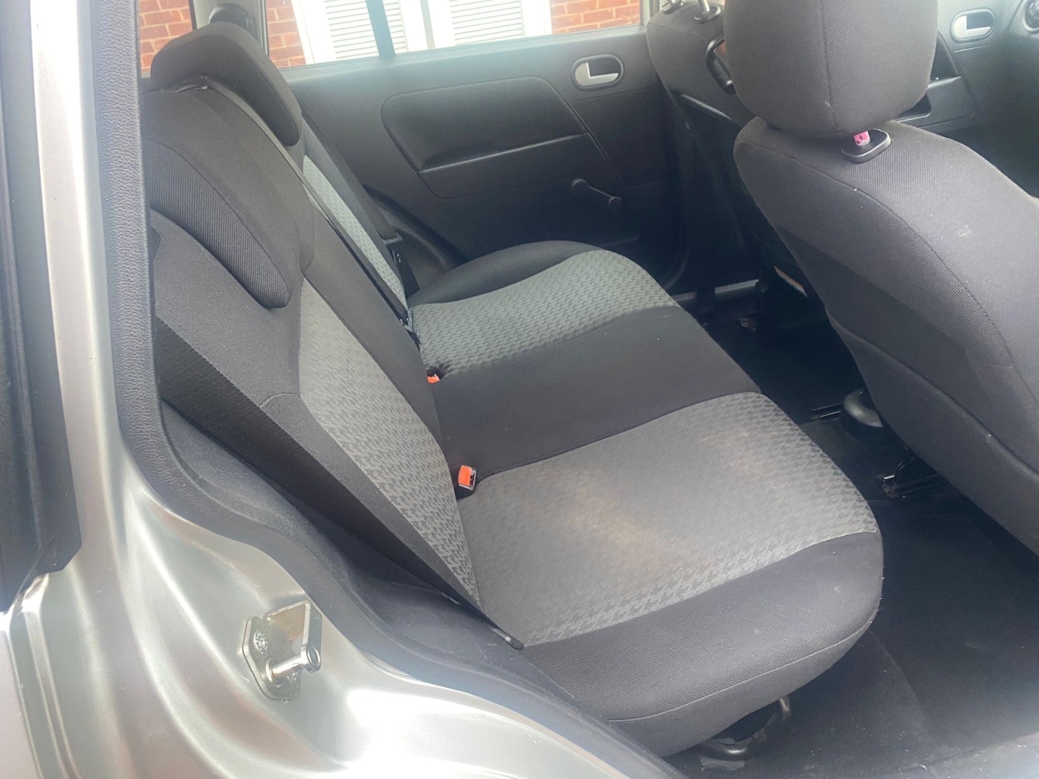 Used Ford Fusion 2004 for sale - 77434945: Photo 6