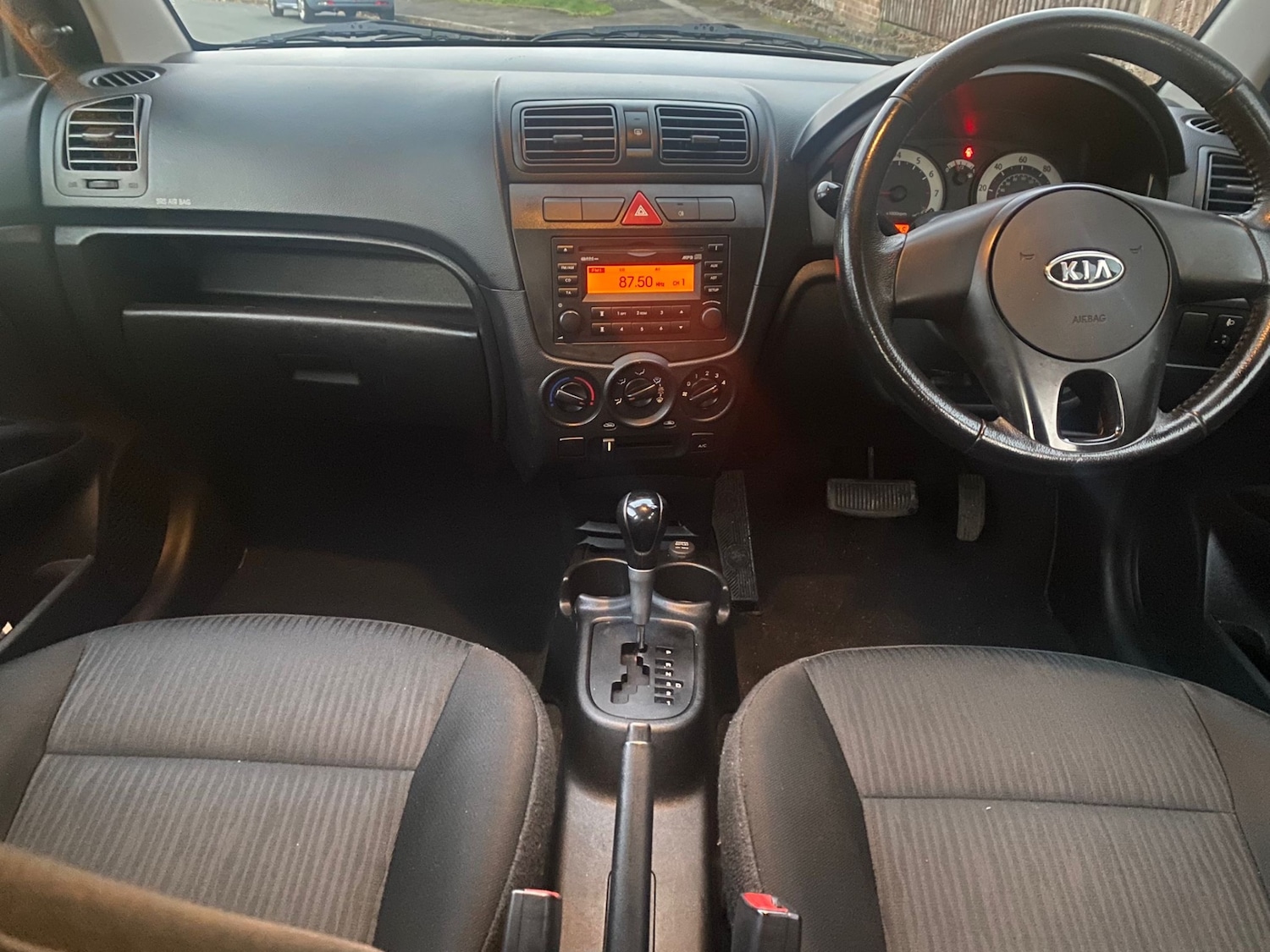 Used Kia Picanto 2010 for sale - 76379244: Photo 7