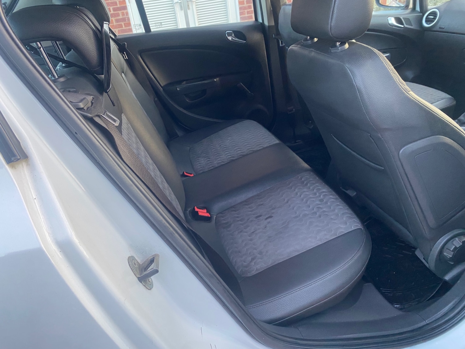 Used Vauxhall Corsa 2012 for sale - 76246334: Photo 11