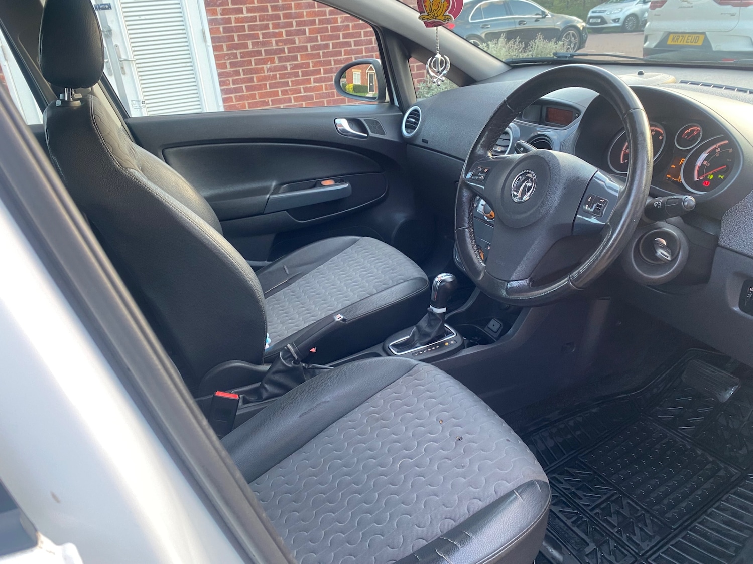 Used Vauxhall Corsa 2012 for sale - 76246334: Photo 12