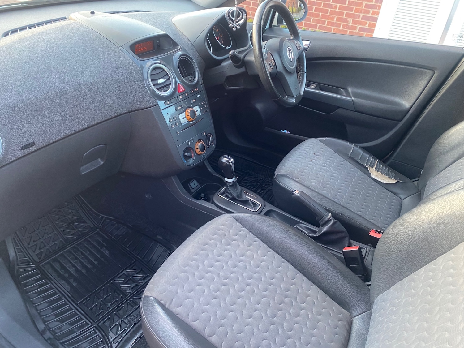 Used Vauxhall Corsa 2012 for sale - 76246334: Photo 15