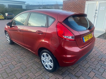Used Ford Fiesta 2009 for sale - 76682080: Photo