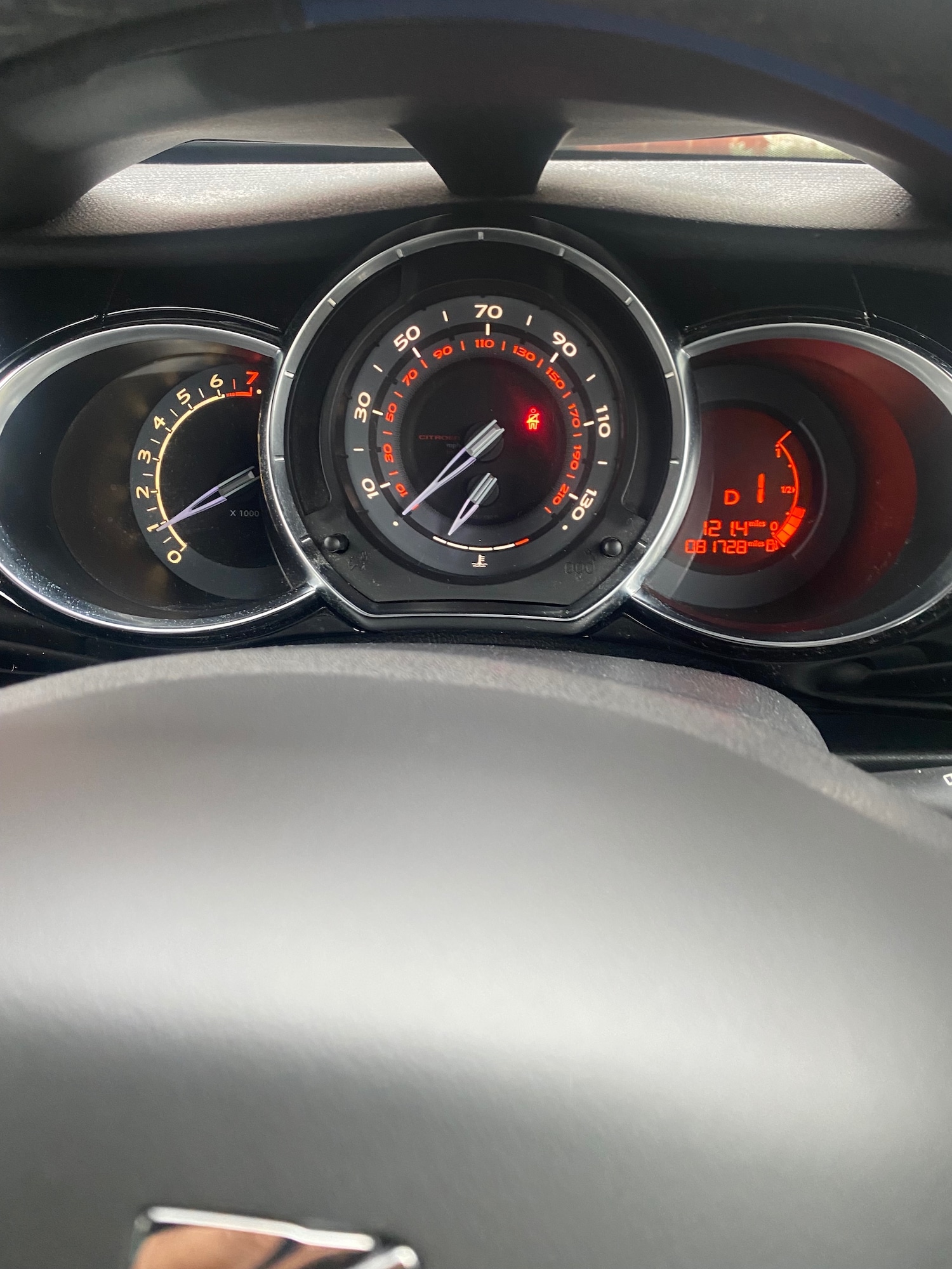 Used Citroen DS3 2011 for sale - 76354993: Photo 14