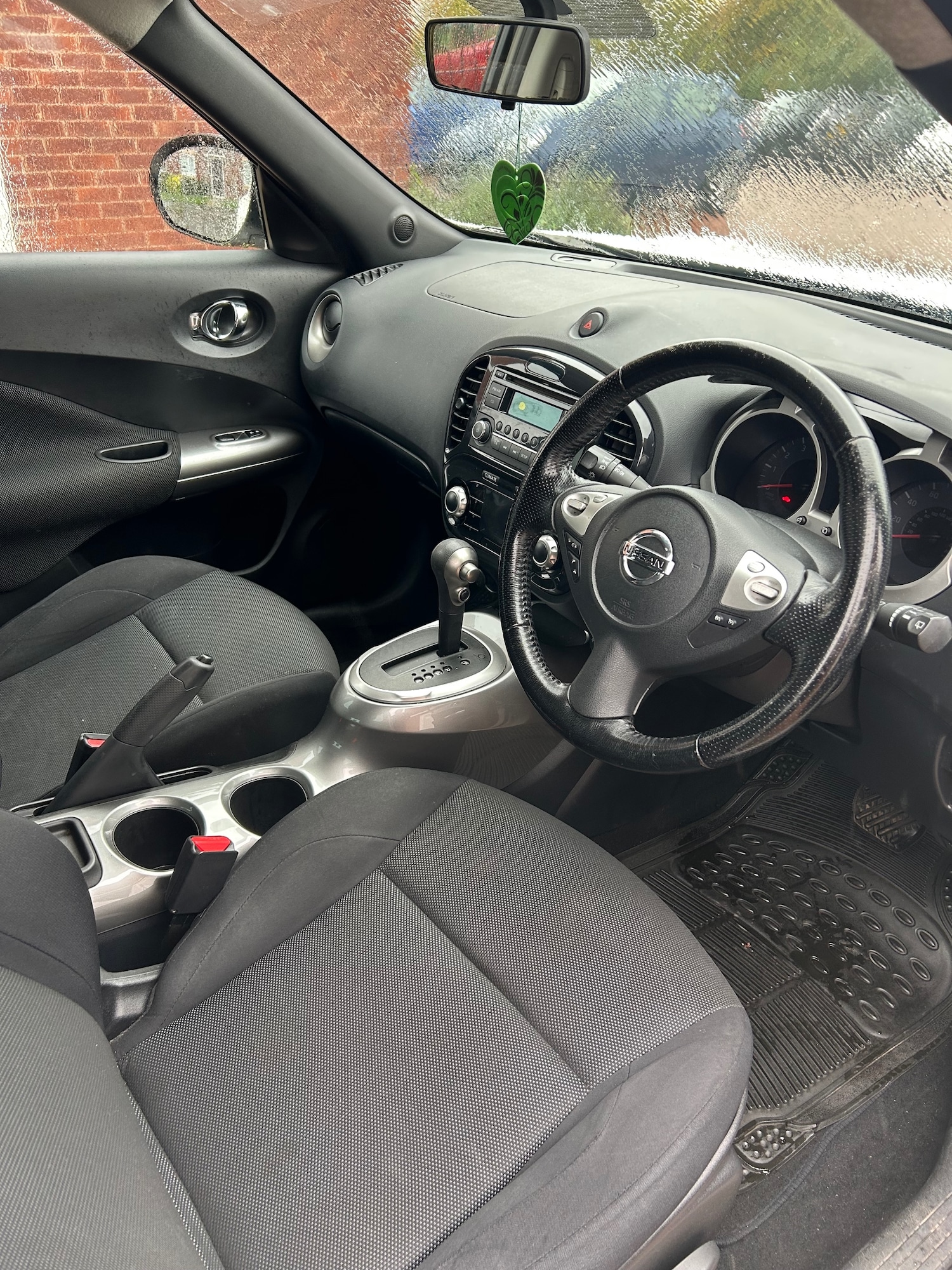 Used Nissan Juke 2011 for sale - 76554528: Photo 15