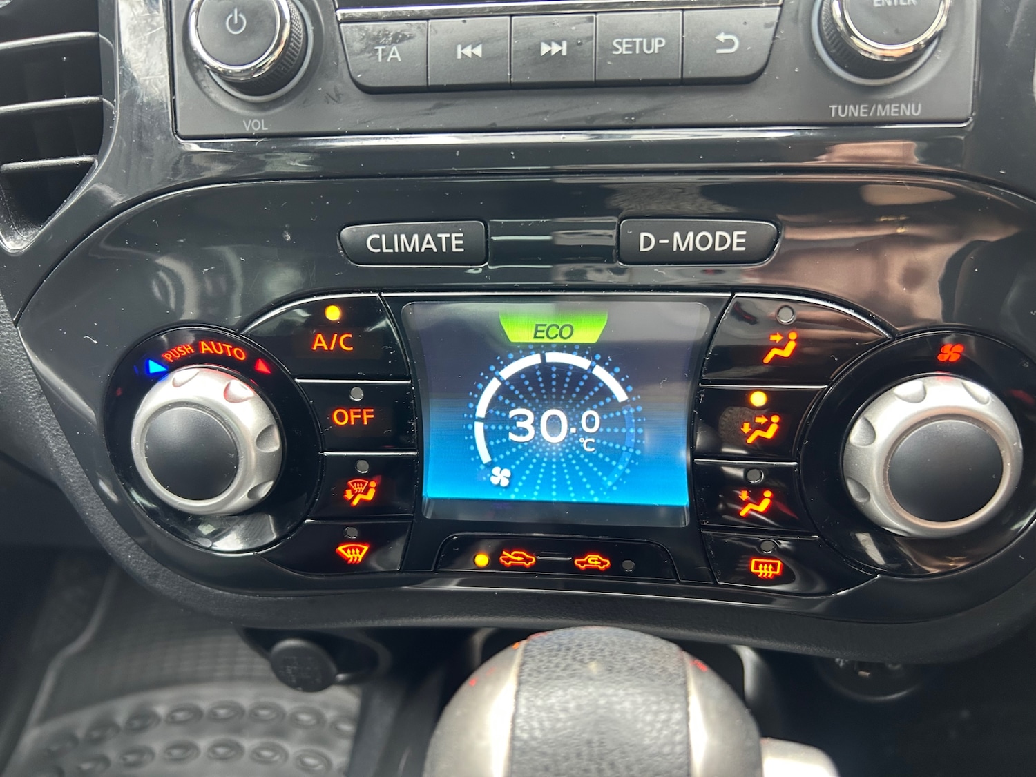 Used Nissan Juke 2011 for sale - 76554528: Photo 18