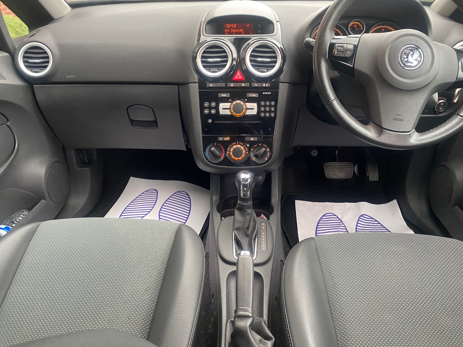 Used Vauxhall Corsa 2010 for sale - 77819565: Photo 11