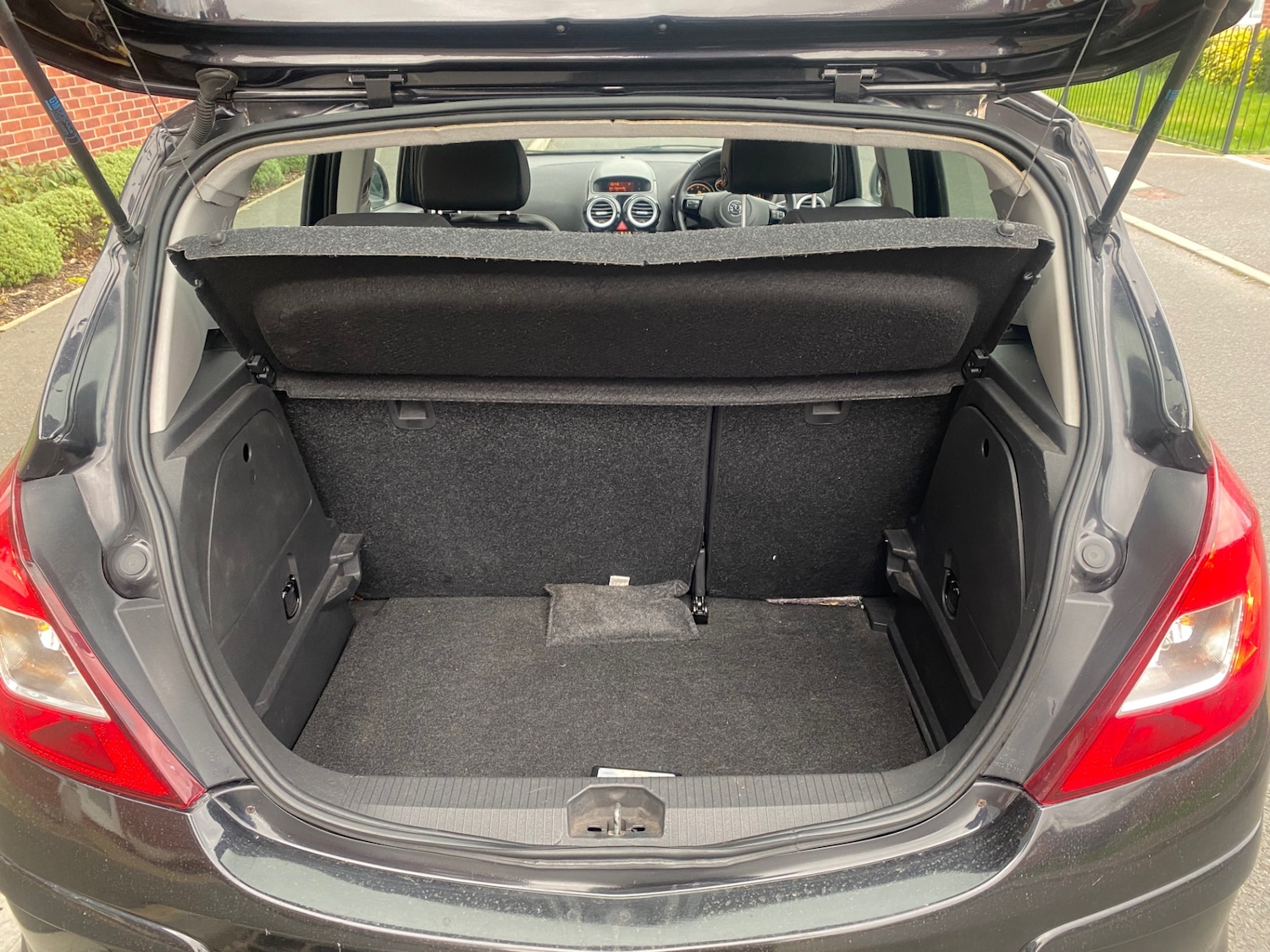 Used Vauxhall Corsa 2010 for sale - 77819565: Photo 12