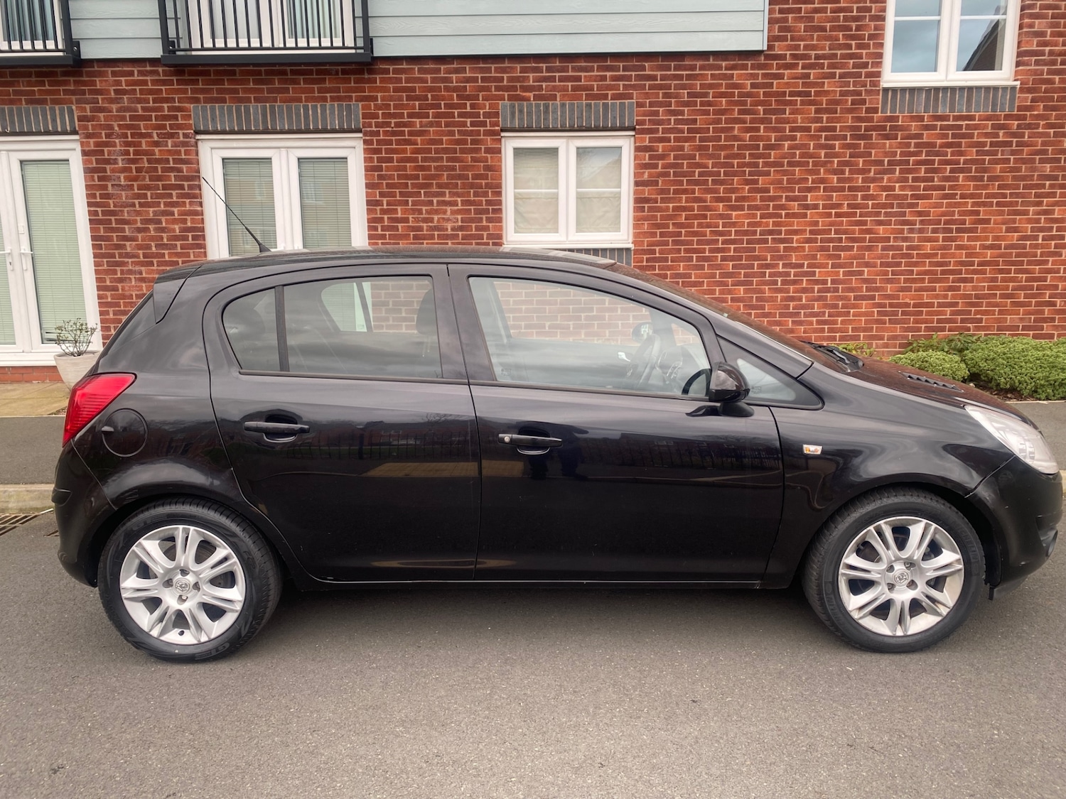Used Vauxhall Corsa 2010 for sale - 77819565: Photo 4