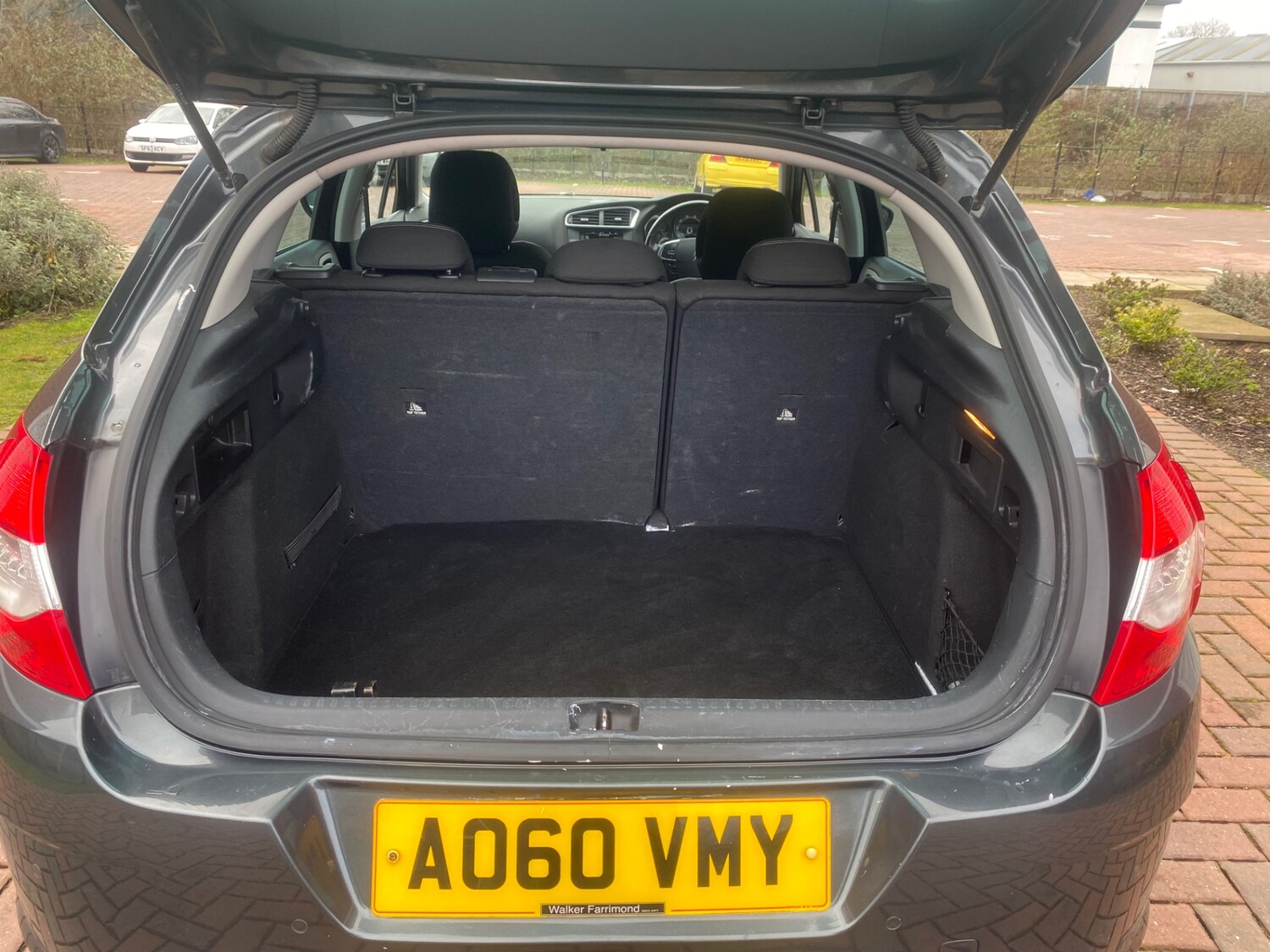 Used Citroen C4 2011 for sale - 77495140: Photo 8