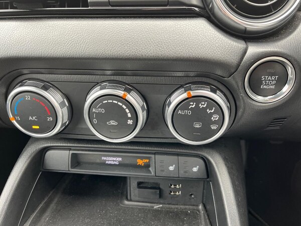 Used Mazda MX-5 2016 for sale - 75633050: Photo 12