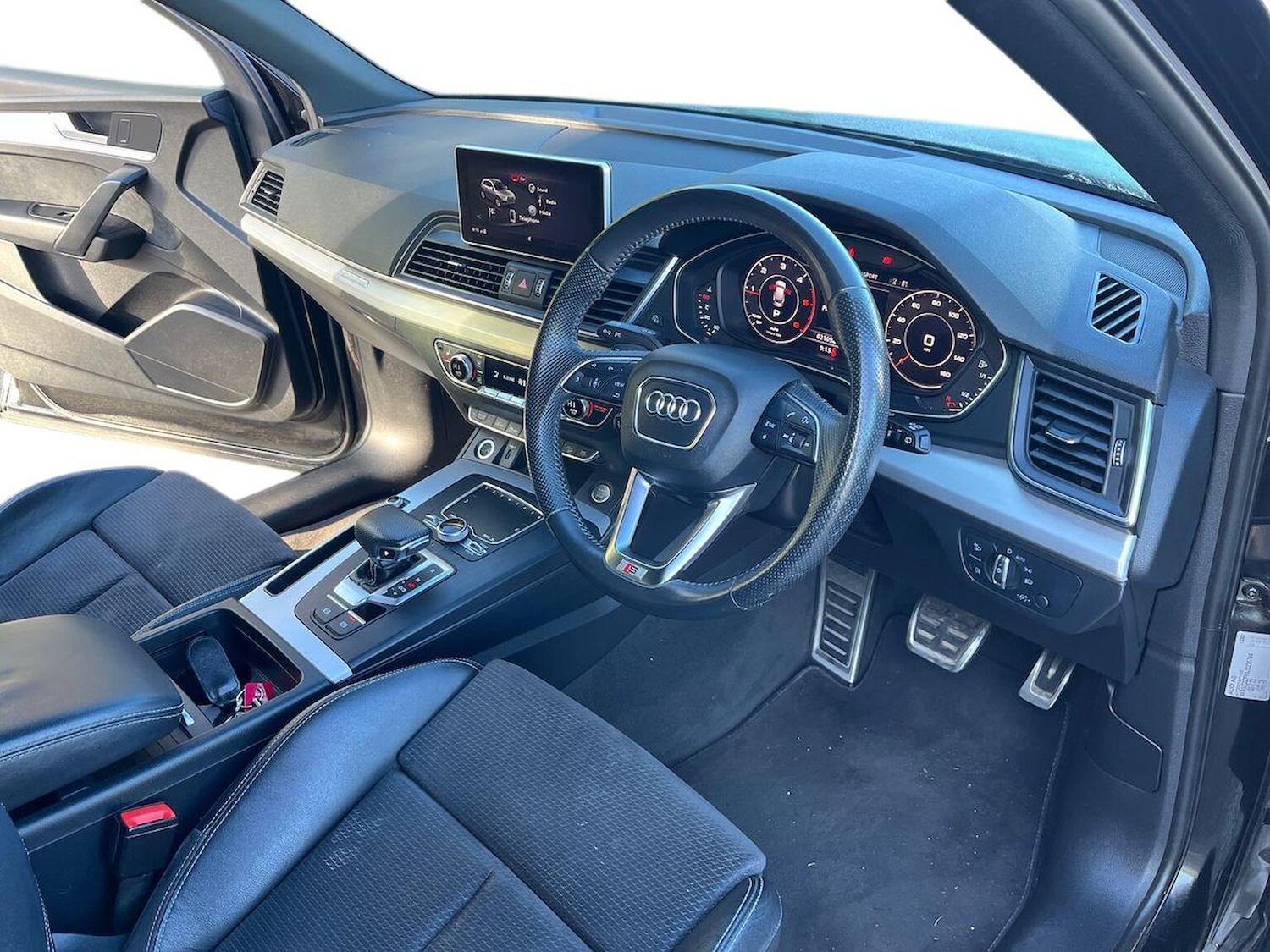 Used Audi Q5 2019 for sale - 76040768: Photo 15
