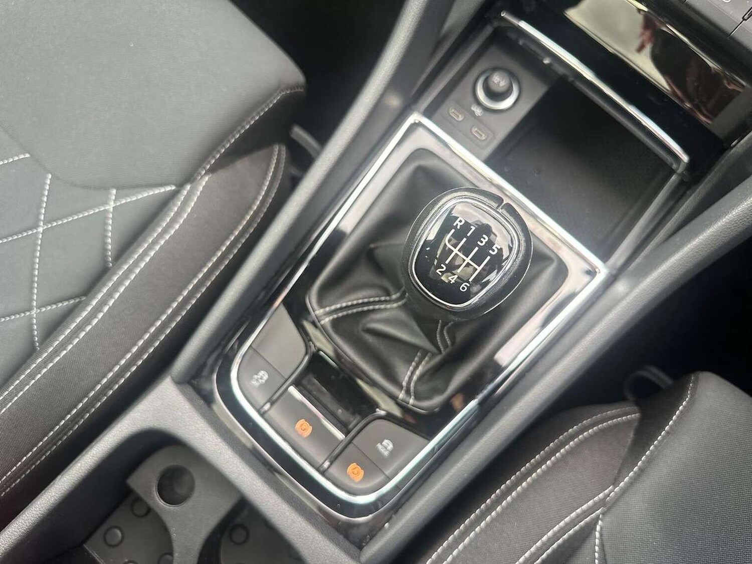 Used Skoda Karoq 2022 for sale - 76596343: Photo 23