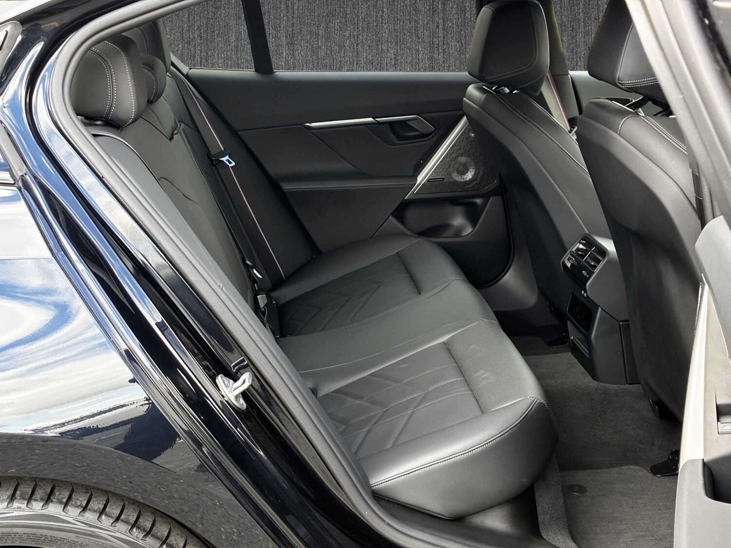 Used BMW i5 2024 for sale - 78196524: Photo 18