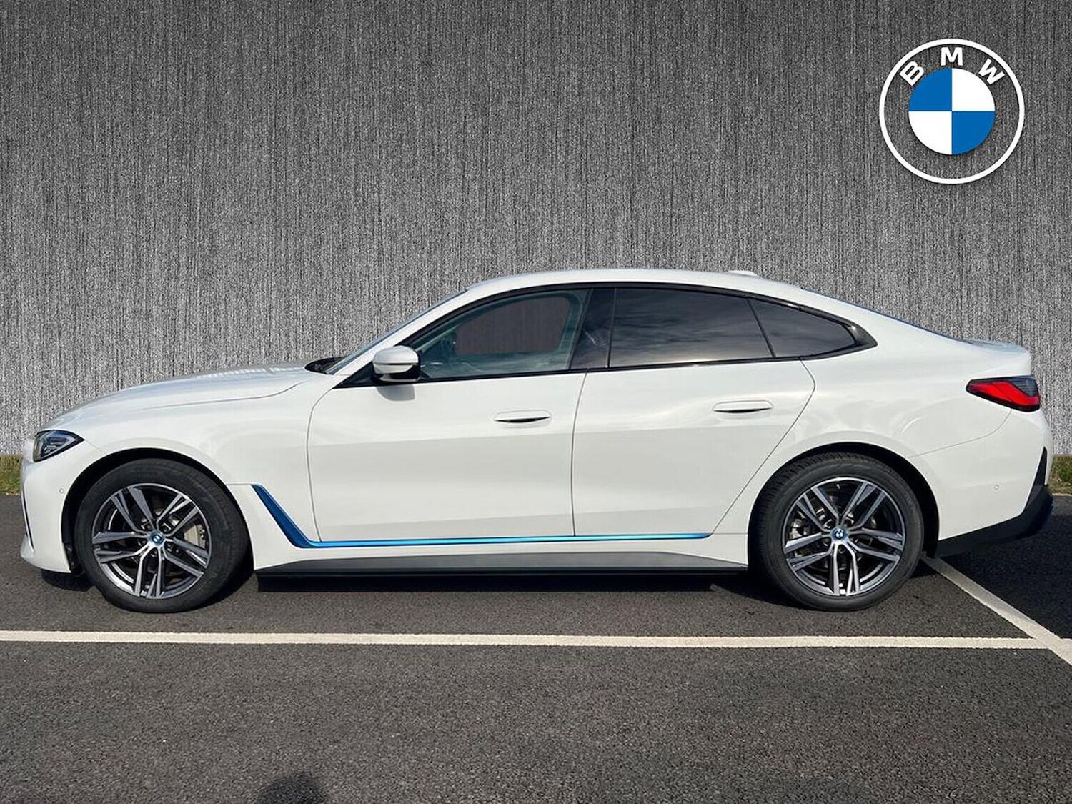 Used BMW i4 2023 for sale - 76064445: Photo 19