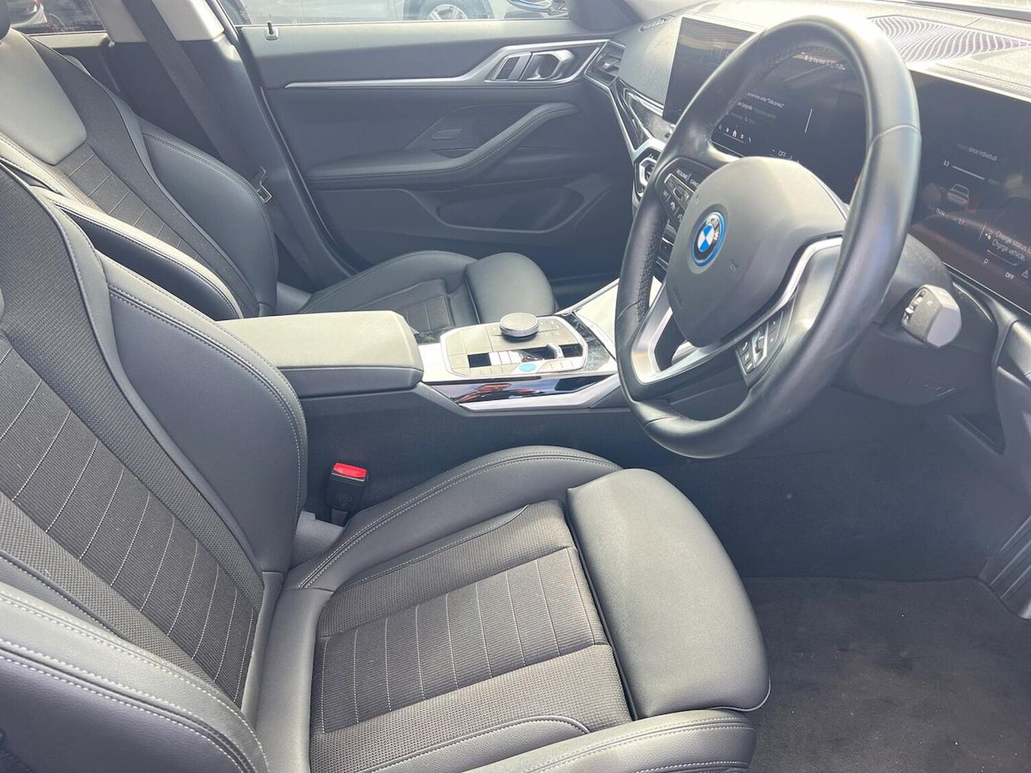 Used BMW i4 2023 for sale - 76064445: Photo 21