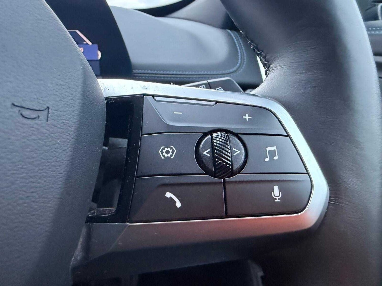 Used BMW iX1 2024 for sale - 77962287: Photo 22